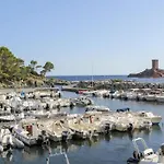 Cap Esterel Agay Raphael Vue Coeur Du Site Piscine Golf 4 Personnes Chez Magali Lejlighed