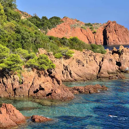Apartment Cap Esterel Agay Raphael Vue Coeur Du Site Piscine Golf 4 Personnes Chez Magali