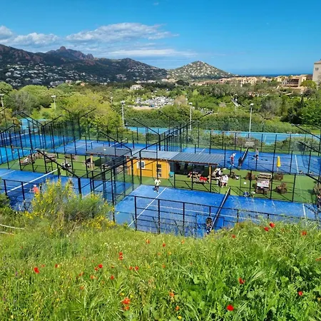 Appartement Cap Esterel Agay Raphael Vue Coeur Du Site Piscine Golf 4 Personnes Chez Magali Saint-Raphaël
