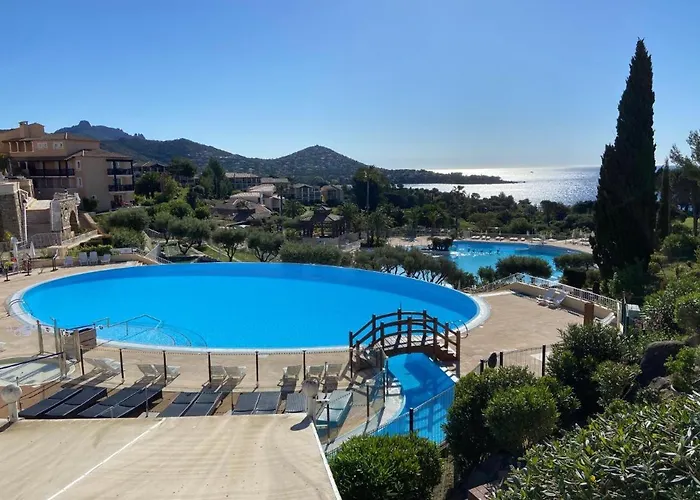 Cap Esterel Agay Raphael Vue Coeur Du Site Piscine Golf 4 Personnes Chez Magali * Saint-Raphaël