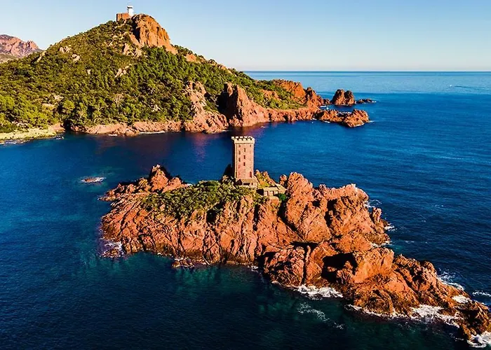 Cap Esterel Agay Raphael Vue Coeur Du Site Piscine Golf 4 Personnes Chez Magali Lejlighed