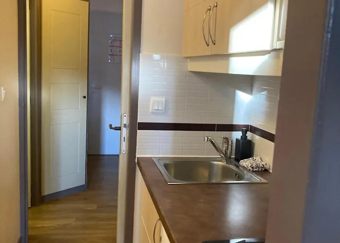 Cap Esterel Agay Raphael Vue Coeur Du Site Piscine Golf 4 Personnes Chez Magali Lejlighed Saint-Raphaël